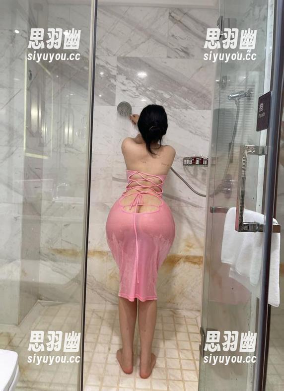 微密圈 - 高清分享，白裙下的迷人的五姨太，给我种微妙的悸动。