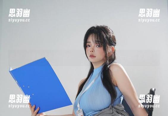 更新！阿寨寨又来了一波双人cos，我真想大喊一声“别走”。
