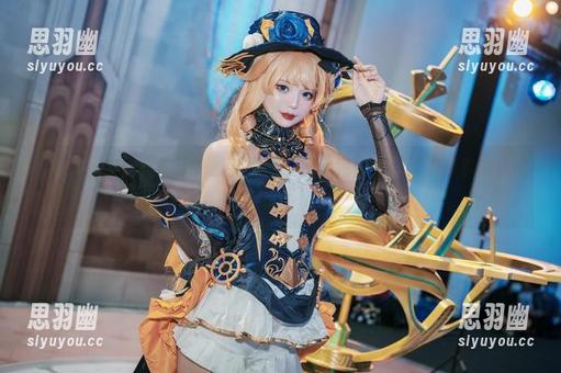 雪猫制服非正式出道：最新作品集，看完你会想问你同事借衣服吗？