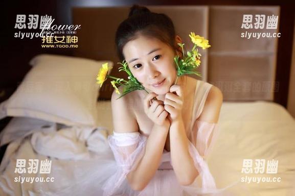 青豆客 - 深入黄可christine的棉袜宇宙，带你逛逛全套的原图，别说我没提醒你，快拿好纸巾！